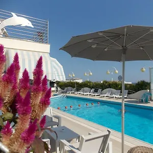 Excelsior Hotel
